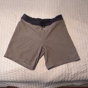 Men's Tan and Black Shorts
